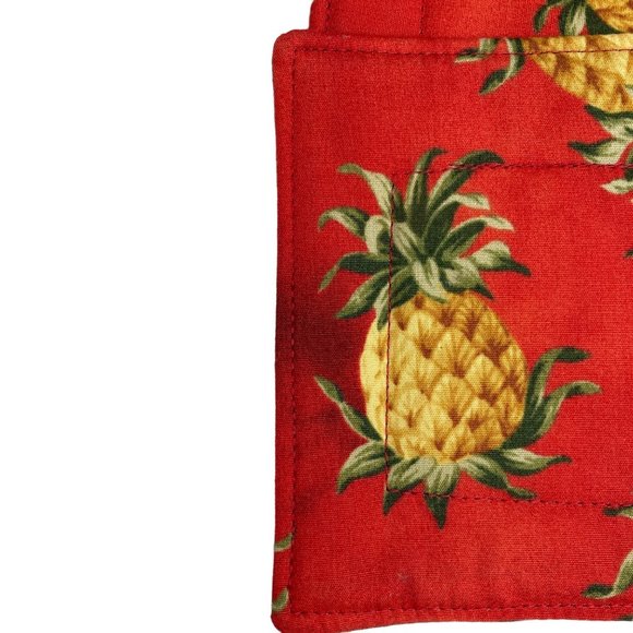 Mailelani's Hawaiian Coasters Red Gold Pineapple Print Green Quilted Vintage - Picture 9 of 9
